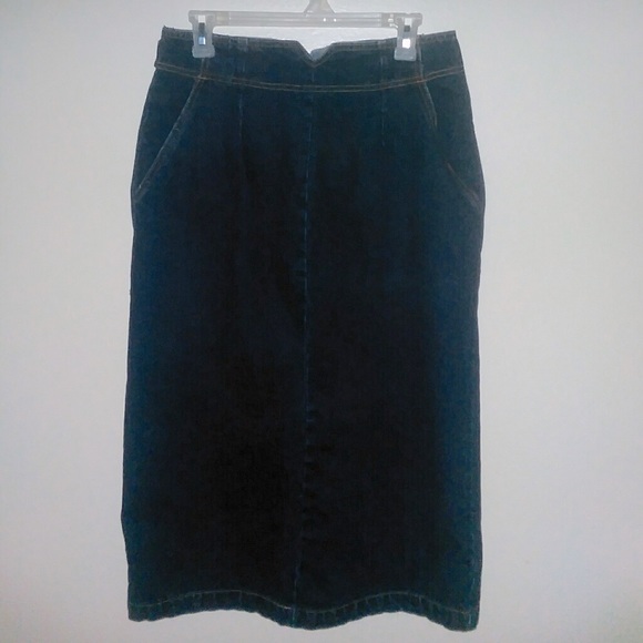 Dresses & Skirts - Bonjour vintage dark blue jean skirt